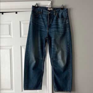 Women’s Darted Barrel-Leg Jeans